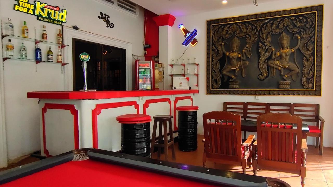 White Monkey Hotel Siem Reap Exterior photo